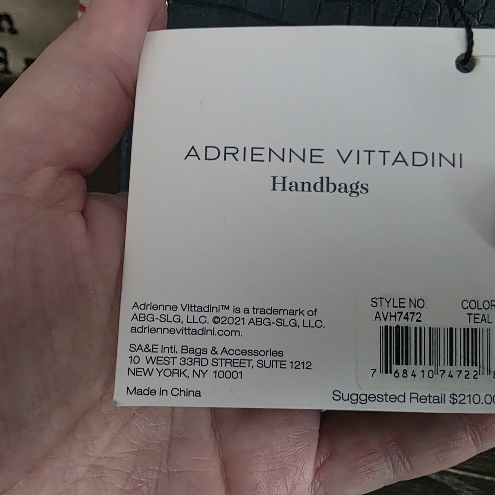 Adrienne Vittadini tote with a Faux Leather crocodile-embossed finish - Picture 3 of 15